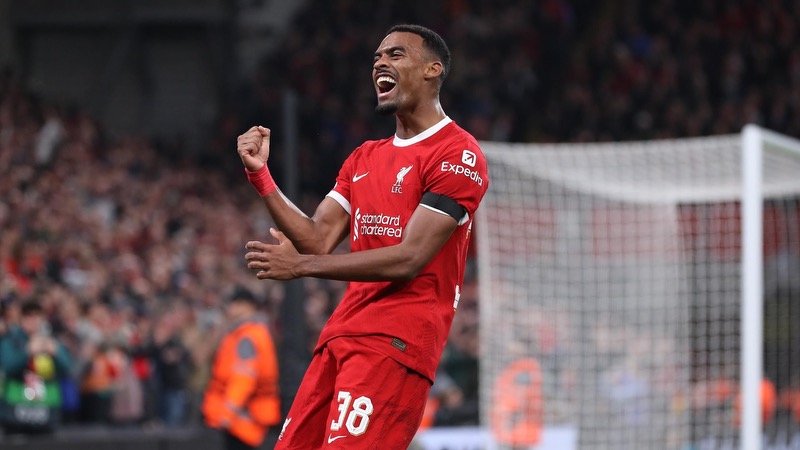 Ryan Gravenberch - Niềm hy vọng mới với tương lai mới tại Liverpool